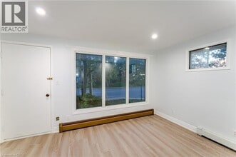 150 Hagar St in Welland, ON - Building Photo - Building Photo