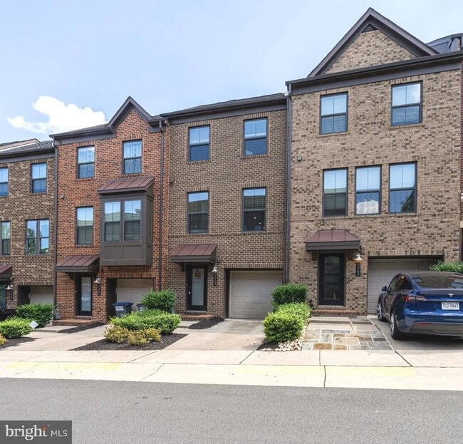 property at 9263 Wood Violet Ct