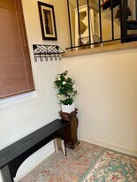 300 Brittany Farms Rd in New Britain, CT - Building Photo