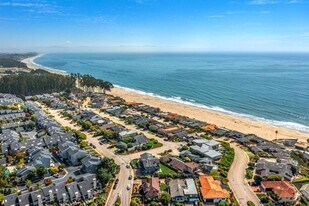 1057 Vía Tornasol in Aptos, CA - Building Photo