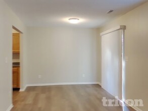 9225 Dry Creek Dr in Indianapolis, IN - Building Photo - Building Photo