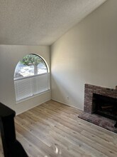 1376 Magnolia Ave in Rohnert Park, CA - Building Photo - Building Photo