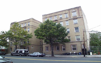 1355 Morris Avenue Apartments