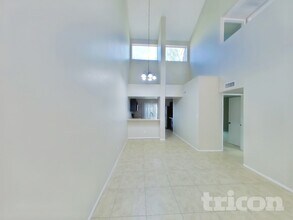 14002 N 49th Ave in Glendale, AZ - Building Photo - Building Photo