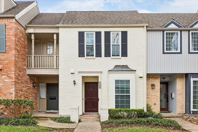 13286 Trail Hollow Dr