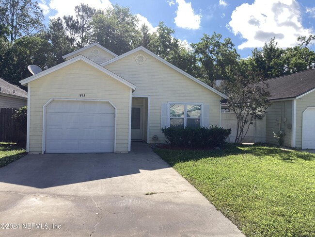 property at 1843 Yukon Ct