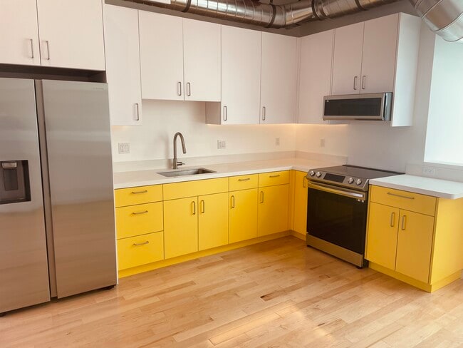 6539 West Blvd, Unit 6537 West in Inglewood, CA - Building Photo - Building Photo