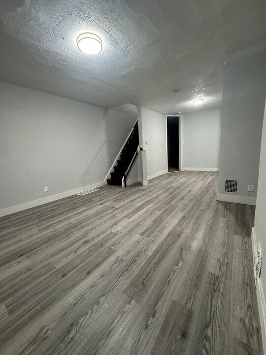 5669 Matthews St in Philadelphia, PA - Building Photo