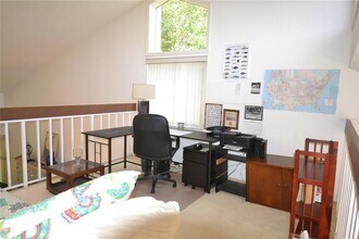 112 Lindsay Ln in Oldsmar, FL - Building Photo - Building Photo