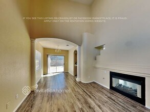 2537 Parker James Ave in Henderson, NV - Foto de edificio - Building Photo