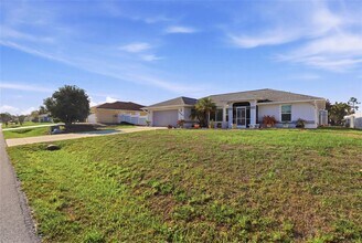 3401 Moravia Ave in North Port, FL - Building Photo - Building Photo