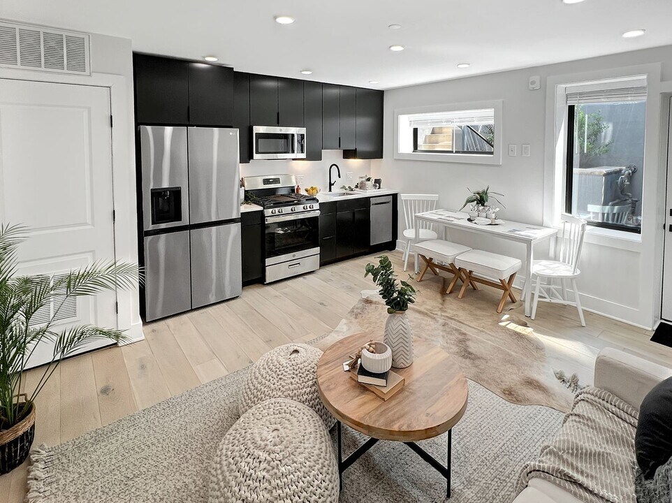 1026 18th St NE in Washington, DC - Building Photo