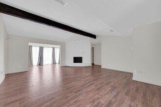 1517 Robin Ave in McAllen, TX - Building Photo - Building Photo