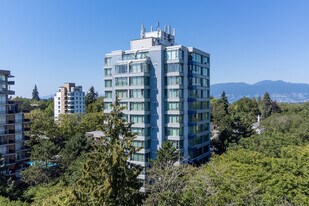 the Belmont in Vancouver, BC - Building Photo