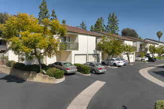 Murray Hill in La Mesa, CA - Building Photo - Building Photo