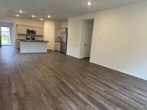 6059 Canyon Dawn Dr in Spring, TX - Building Photo - Building Photo