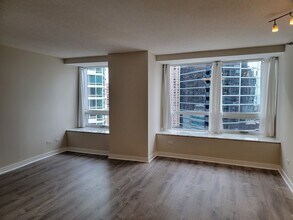 512 N McClurg Ct in Chicago, IL - Building Photo - Building Photo