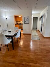 165 Quincy Shore Dr, Unit C21 in Quincy, MA - Foto de edificio - Building Photo