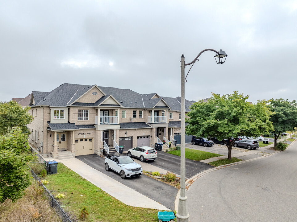 29-39 Kilrea Way in Brampton, ON - Building Photo