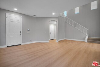 24130 Tango Dr in Santa Clarita, CA - Building Photo - Building Photo