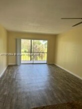 7825 Fairview Dr-Unit -208 in Tamarac, FL - Building Photo - Building Photo