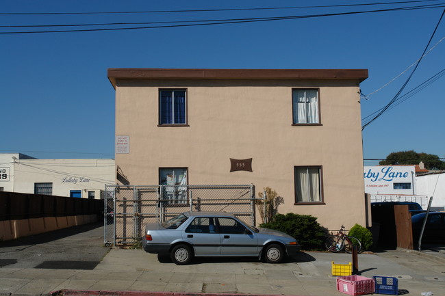 555 Mastick Ave in San Bruno, CA - Building Photo - Building Photo