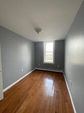 554 Avenue C, Unit 4D in Bayonne, NJ - Foto de edificio - Building Photo