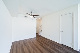 Village at the Arbors in Richmond, VA - Building Photo - Building Photo