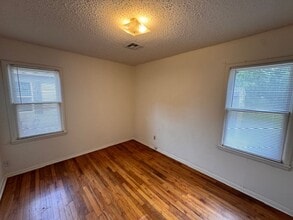1224 Iowa St in Norman, OK - Building Photo - Building Photo