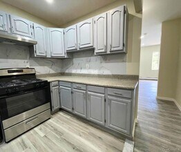 824 Herkimer St in Brooklyn, NY - Building Photo - Building Photo