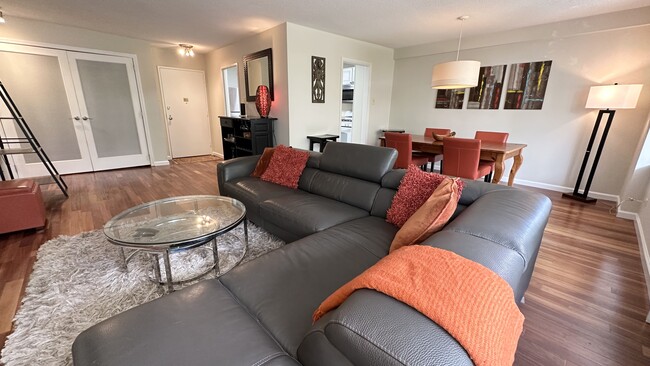 property at 4501 Arlington Blvd