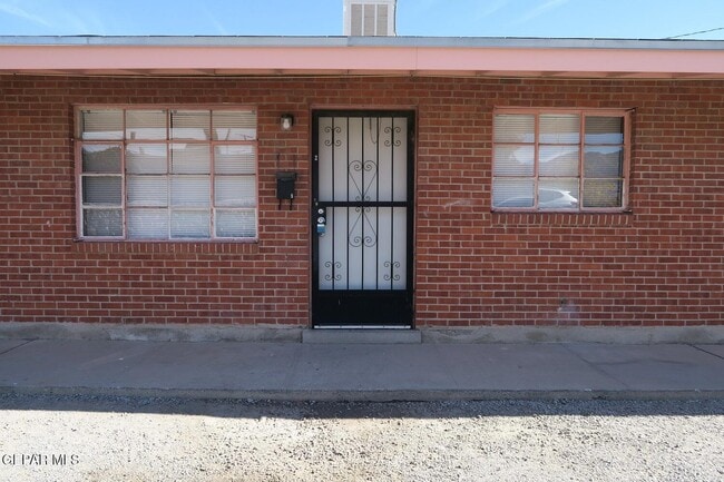 4023 Thomason Ave in El Paso, TX - Building Photo - Building Photo