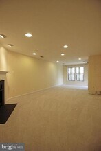 11799 Valley Ridge Cir in Fairfax, VA - Building Photo - Building Photo