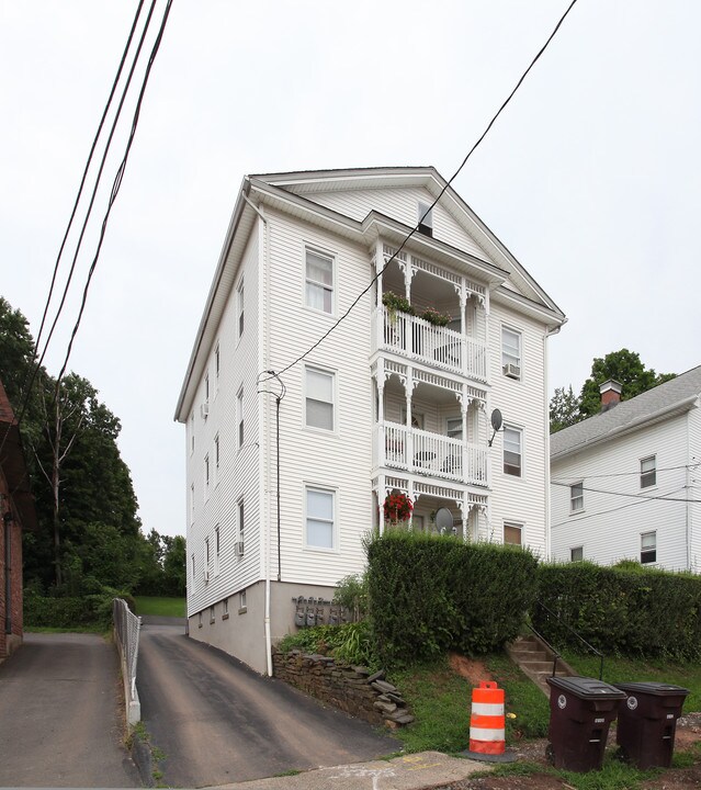 201 Beaver St in New Britain, CT - Building Photo