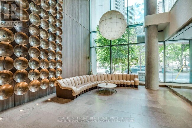 75 St Nicholas St in Toronto, ON - Building Photo - Building Photo