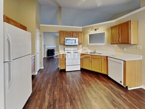 730 Hawthorne Ln in Brownsburg, IN - Building Photo - Building Photo