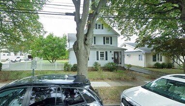 104 Sheridan Ave in Williston Park, NY - Building Photo - Building Photo