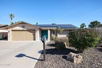 13209 N 30th St in Phoenix, AZ - Building Photo - Building Photo