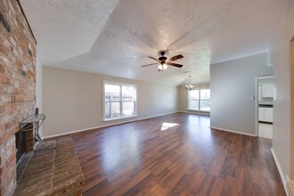 614 Leicester Ln in Houston, TX - Building Photo - Building Photo