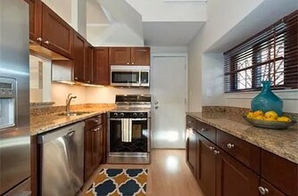 111 W Dedham St, Unit 608 Tremont #4 in Boston, MA - Building Photo - Building Photo