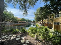 5004 S Harbor Isles Dr in Fort Lauderdale, FL - Building Photo - Building Photo