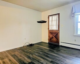 3 Hillcrest Ave in Leola, PA - Building Photo - Building Photo