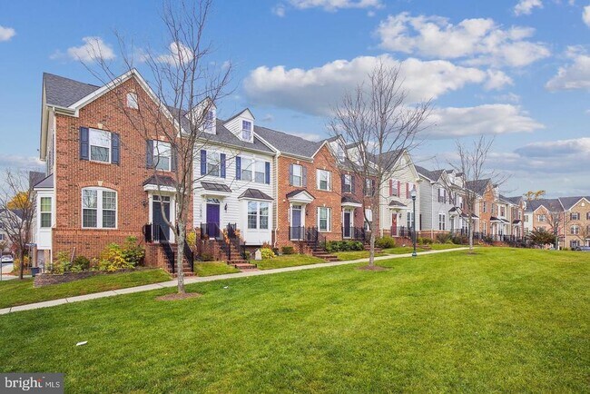 11672 Emerald Dr in Clarksburg, MD - Building Photo - Building Photo
