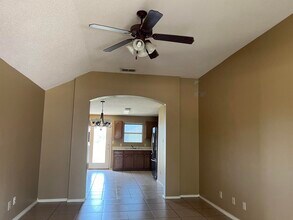 821 Chalan Dr in Laredo, TX - Building Photo - Building Photo