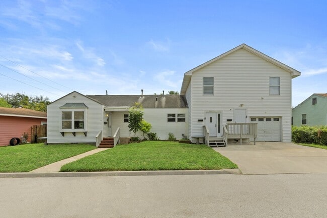 property at 5311 Perry Ave