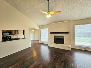 8381 Cripple Creek Dr in Frisco, TX - Building Photo - Building Photo