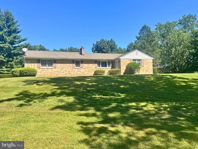 property at 731 Old Sumneytown Pike