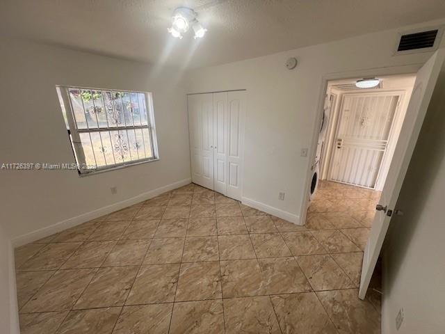 6505 W 27th Ave in Hialeah, FL - Building Photo - Building Photo