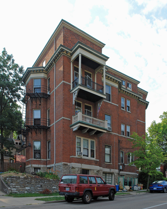 100 Wallace Ave in Covington, KY - Foto de edificio - Building Photo