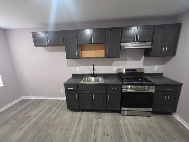 2910 N Taylor St in Philadelphia, PA - Foto de edificio - Building Photo